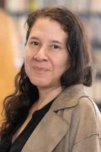 PUCP – PuntoEdu: Sarina Helfgott: rescate y reedición de una poeta olvidada