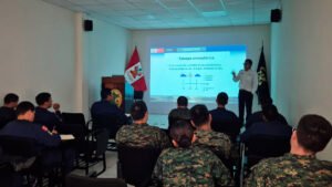 SENAMHI: Senamhi impulsa formación técnica de futuros oficiales navales en monitoreo hidrometeorológico en la Amazonía peruana