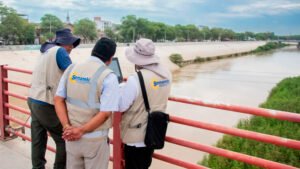 SENAMHI: Senamhi mide crecida del río Piura y fortalece monitoreo hidrológico en tiempo real