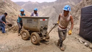 PUCP – PuntoEdu: Indumin 2026: oportunidades y retos que dejó la primera convención dedicada a la minería a pequeña escala en el Perú