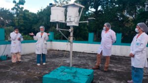 SENAMHI: Senamhi capacita a estudiantes de ingeniería ambiental en monitoreo del aire y clima en Iquitos