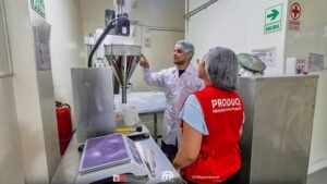 ITP: Unidad Técnica agroindustrial Ambo fortalece laboratorio de empresa pionera en proteínas