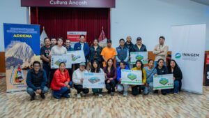 INAIGEM: Ciencia para el turismo: INAIGEM capacita a guías de alta montaña en la ciudad de Huaraz
