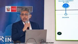 [INGEMMET] Ingemmet fortalece las capacidades de sus servidores con charla de sensibilización sobre Transformación Digital en la gestión pública